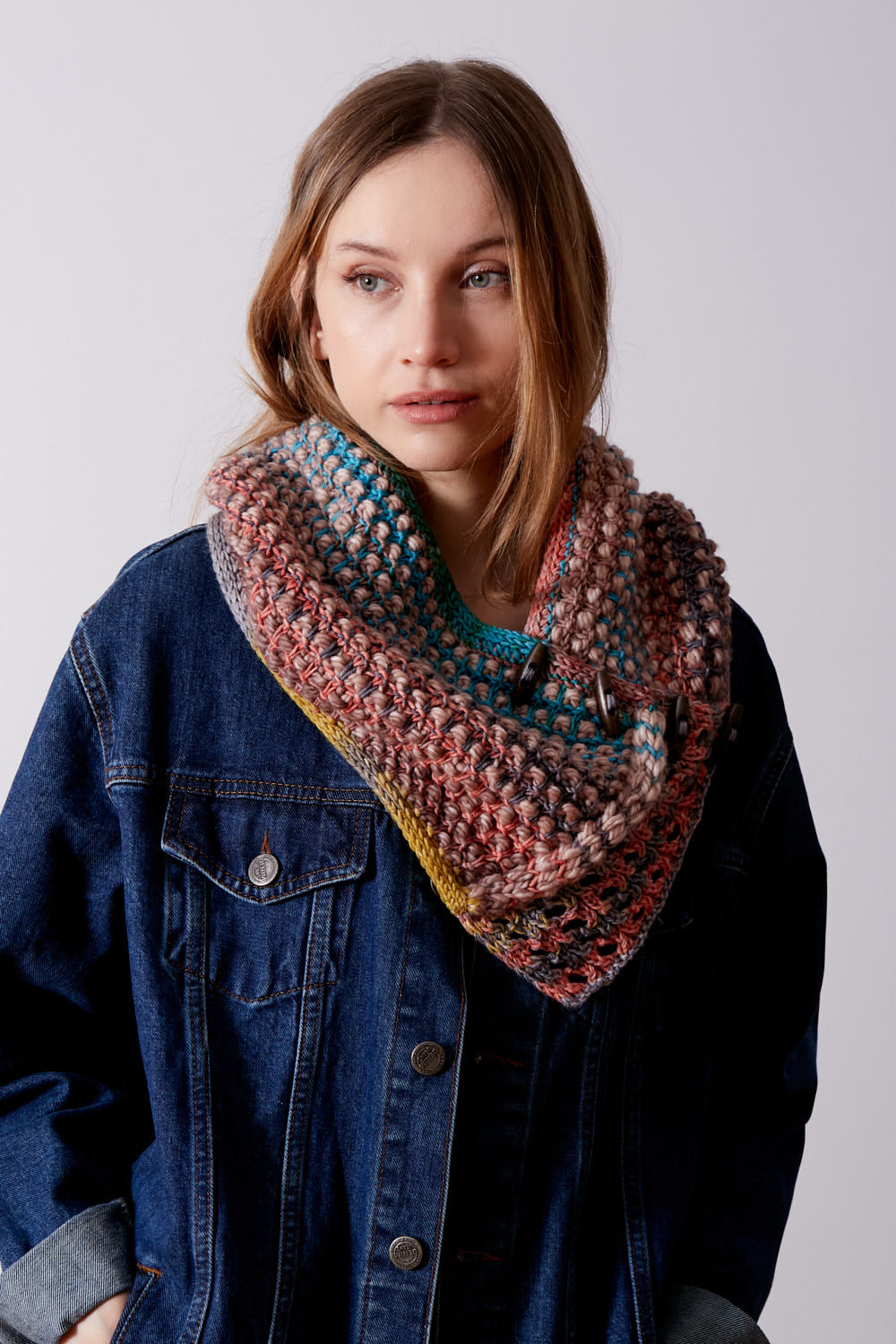 Vitray Cowl – Urth Yarns